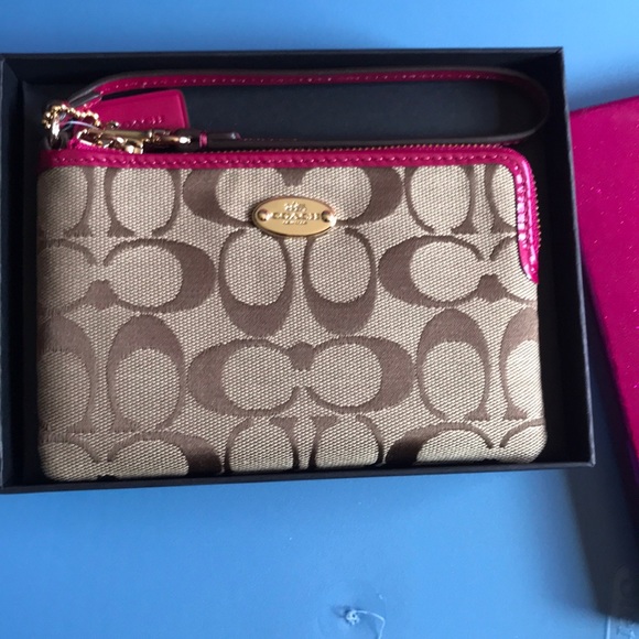 Coach wristlet magenta and khaki brown - Picture 2 of 4